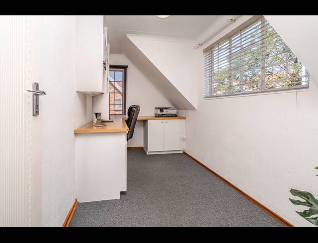 3 BEDROOM DUPLEX FOR SALE IN BROMHOF